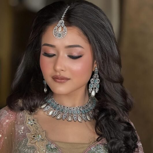 8. Surbhi Mahajan Artistry