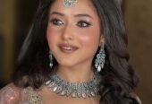 8. Surbhi Mahajan Artistry