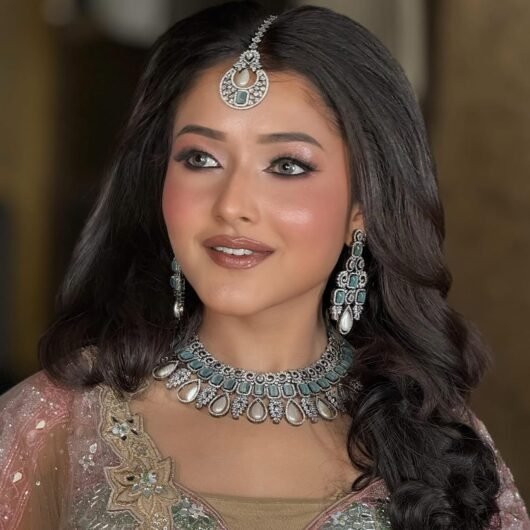 8. Surbhi Mahajan Artistry
